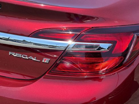 Used 2016 Buick Regal FWD image 28