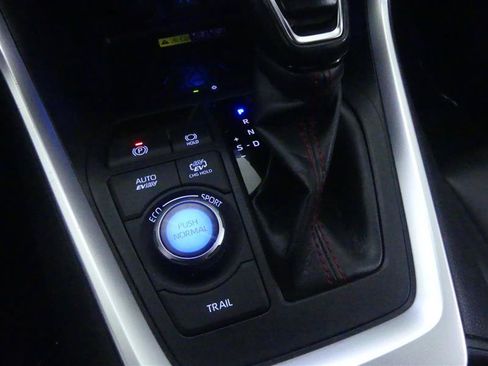 Used 2024 Toyota RAV4 XSE w/ Weather Package AWD/4WD image 14