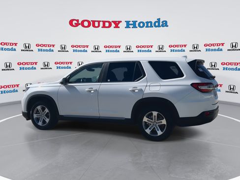 Certified 2023 Honda Pilot EX-L image 6