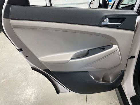 Used 2016 Hyundai Tucson SE w/ Option Group 02 image 16