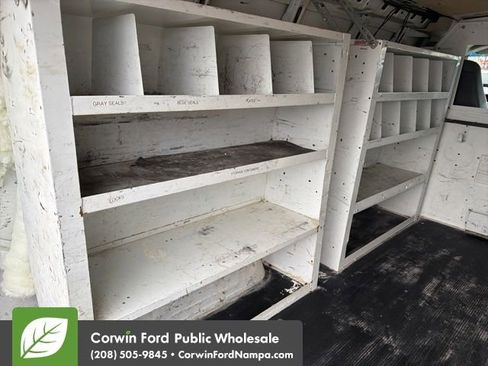 Used 2003 Chevrolet Express 3500 image 25