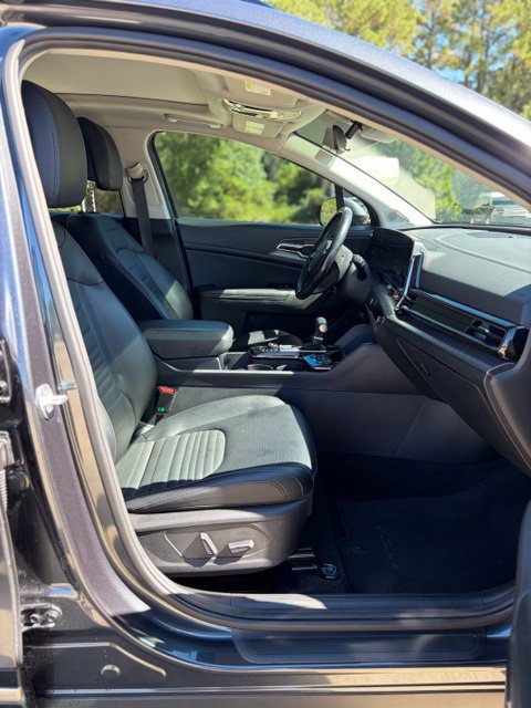 Used 2024 Kia Sportage SX FWD image 12