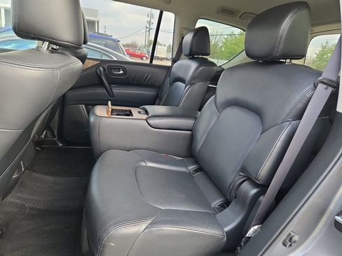 Used 2021 Nissan Armada SL w/ Captain's Chairs Package AWD/4WD image 3