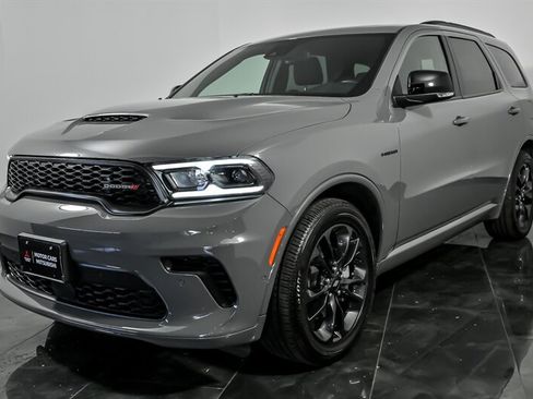Used 2024 Dodge Durango R/T AWD/4WD image 5