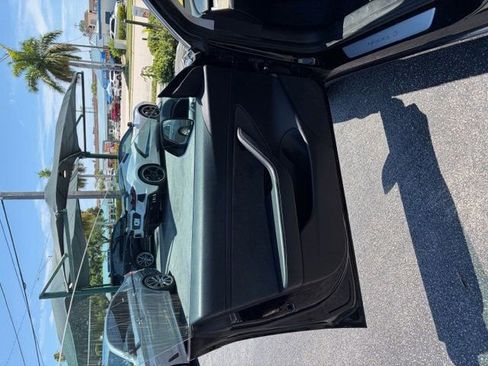Used 2018 Tesla Model 3 Mid Range RWD image 10