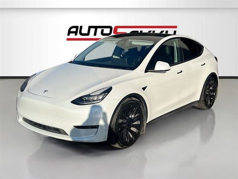 Used 2021 Tesla Model Y Performance image 3