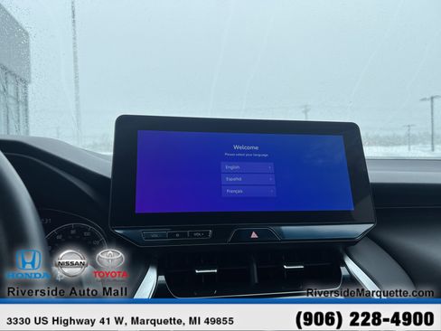 Used 2024 Toyota Venza Nightshade image 17