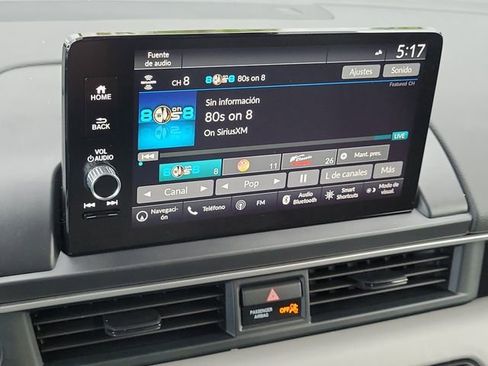 Used 2024 Honda Pilot Touring image 21