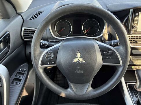 Used 2019 Mitsubishi Eclipse Cross ES AWD/4WD image 11