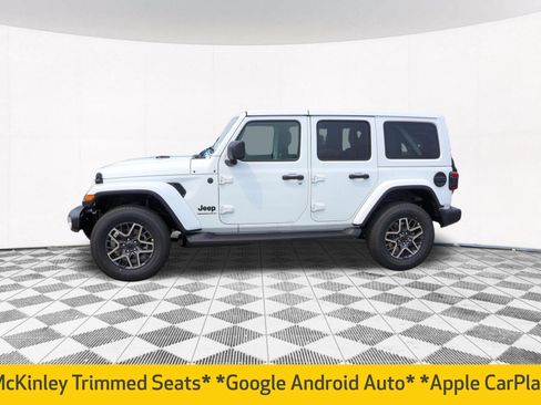 New 2026 Jeep Wrangler Unlimited Sahara AWD/4WD image 11