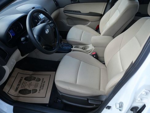 Used 2012 Hyundai Elantra GLS image 10