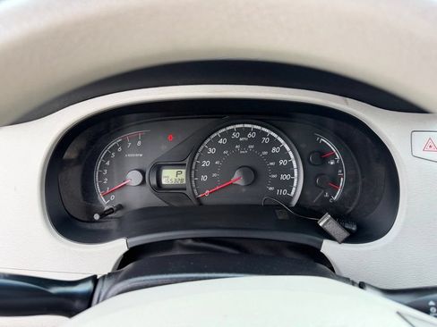 Used 2011 Toyota Sienna LE w/ Towing Pkg AWD/4WD image 20