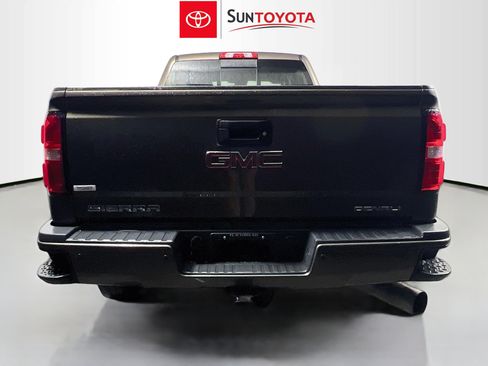 Used 2015 GMC Sierra 2500 Denali w/ Duramax Plus Package AWD/4WD image 5
