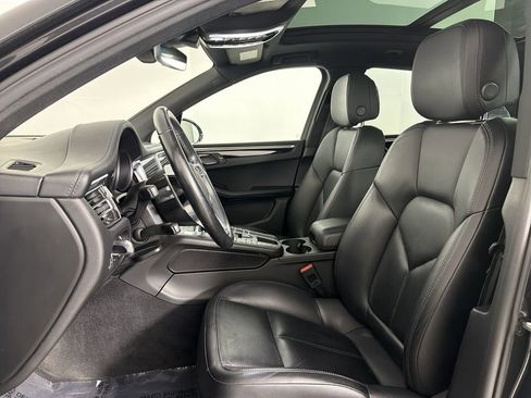 Used 2021 Porsche Macan S image 5