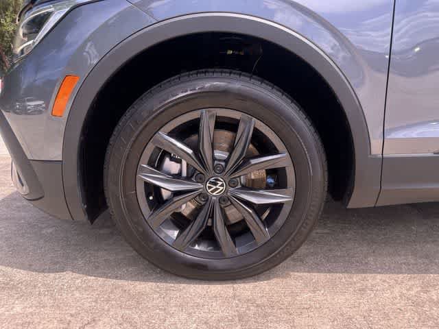 Used 2024 Volkswagen Tiguan SE FWD image 20