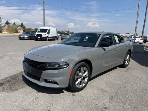 Used 2023 Dodge Charger SXT w/ Cold Weather Package image 5