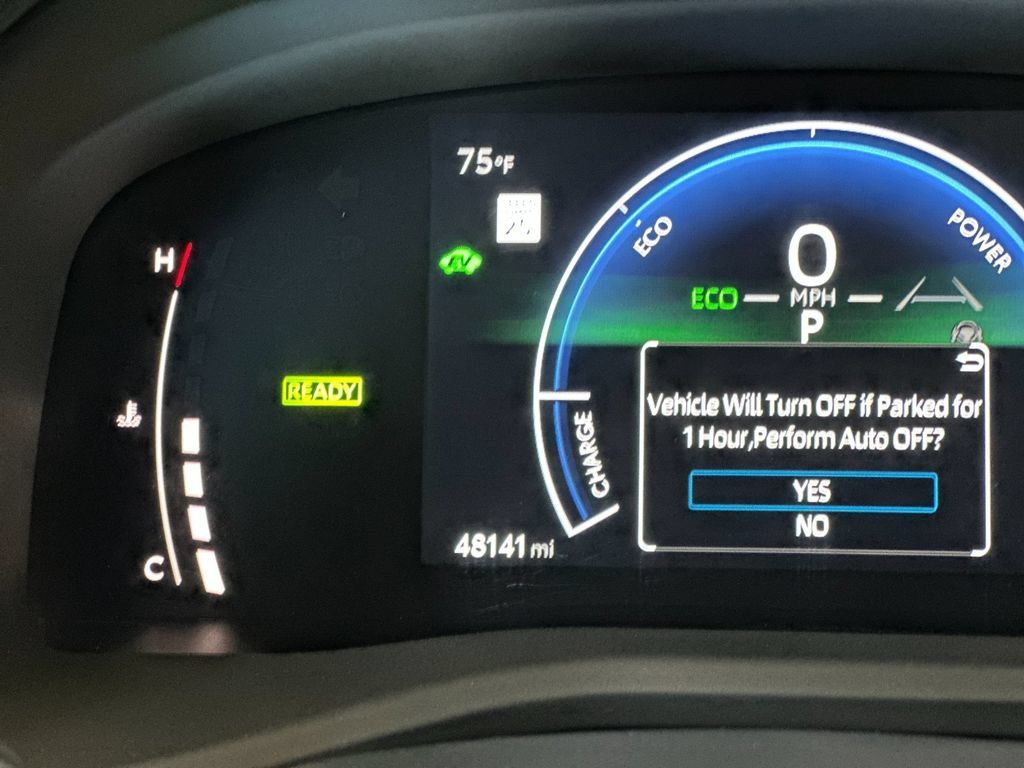 Used 2025 Toyota Camry LE FWD image 25