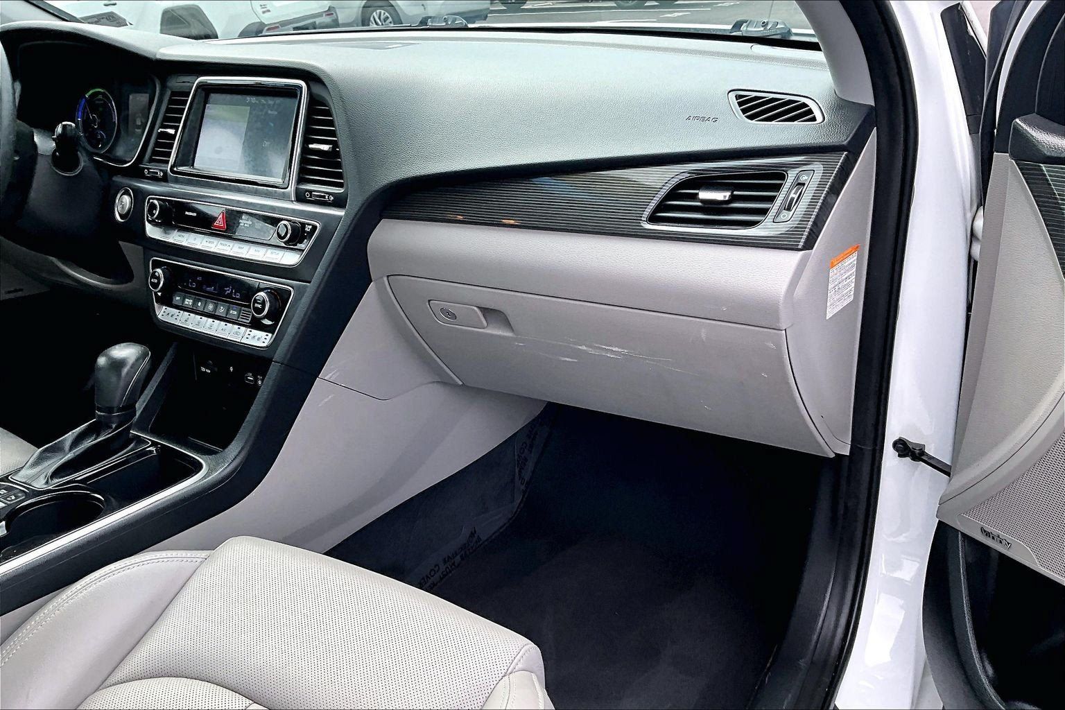 Used 2019 Hyundai Sonata Limited FWD image 15