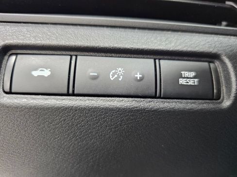 Used 2024 Nissan Altima 2.5 SR FWD image 23