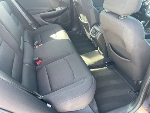 Used 2020 Chevrolet Malibu LT FWD image 31