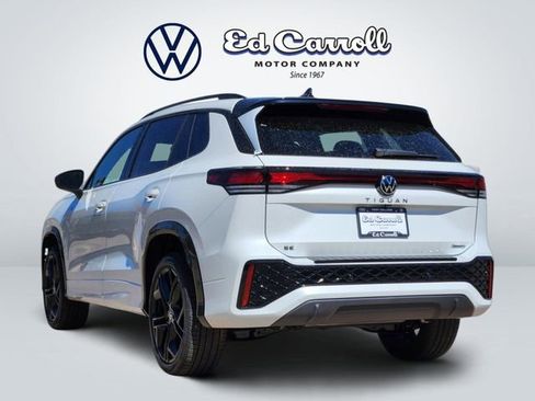 New 2026 Volkswagen Tiguan SE R-Line AWD/4WD image 5