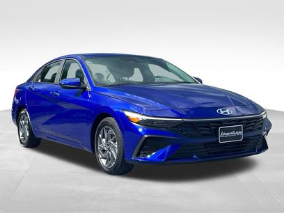 Used 2024 Hyundai Elantra SEL