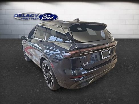 Used 2024 Lincoln Nautilus Reserve w/ Equipment Group 202A AWD/4WD image 5