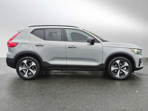 New 2026 Volvo XC40 B5 Plus w/ Protection Package Premier image 8