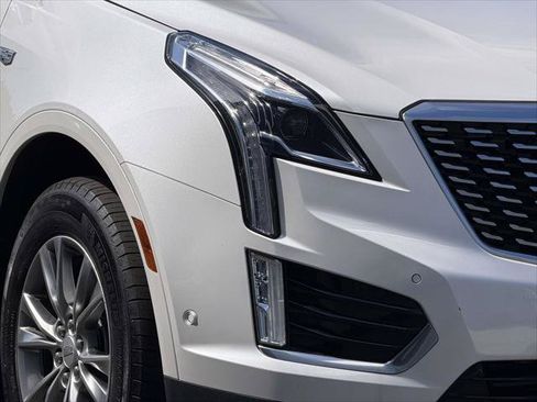 Used 2022 Cadillac XT5 Premium Luxury w/ Technology Package AWD/4WD image 12