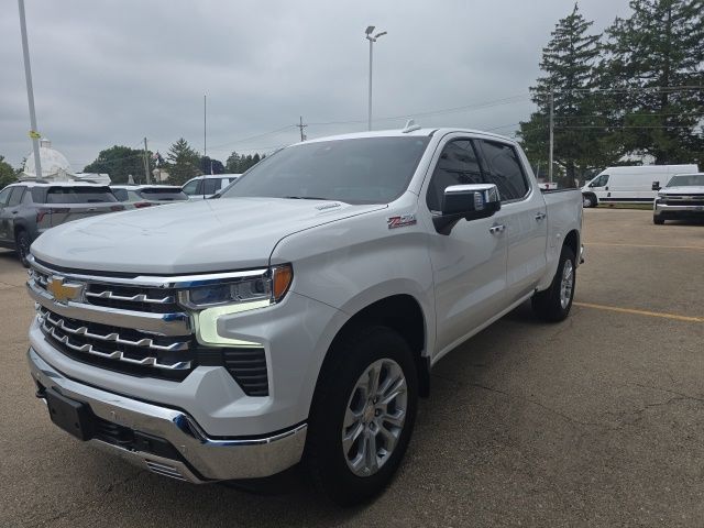 Used 2026 Chevrolet Silverado 1500 LTZ AWD/4WD image 3