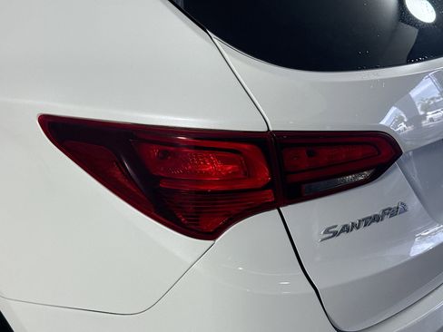 Used 2018 Hyundai Santa Fe Sport image 35
