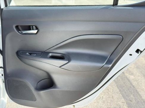 Used 2025 Nissan Versa SV FWD image 19