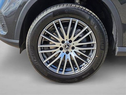 Certified 2026 Mercedes-Benz GLC 300 image 10