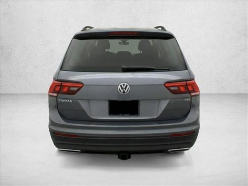 Used 2018 Volkswagen Tiguan S image 7