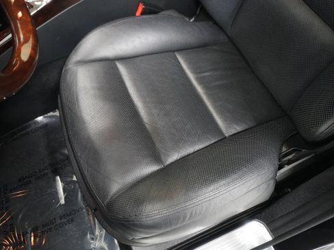 Used 2011 Mercedes-Benz S 550 image 11