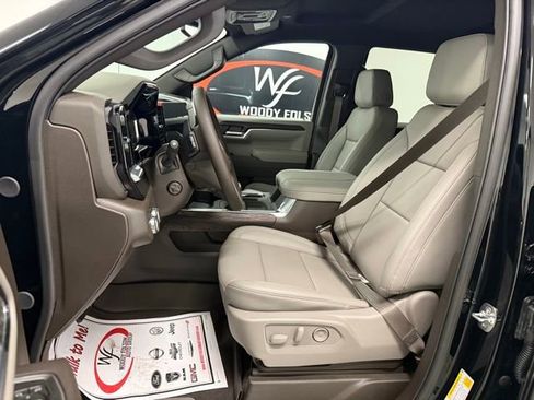 New 2026 GMC Sierra 1500 SLT w/ SLT Premium Plus Package image 11