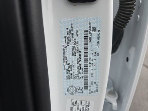 Certified 2025 Ford F350 Lariat image 27