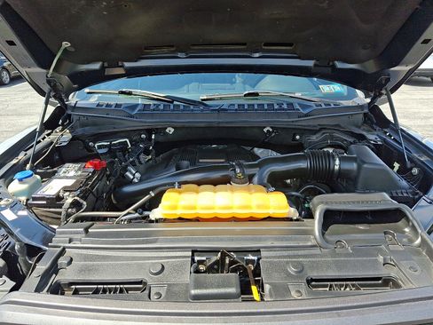 Used 2018 Ford F150 Raptor w/ Equipment Group 802A Luxury AWD/4WD image 27