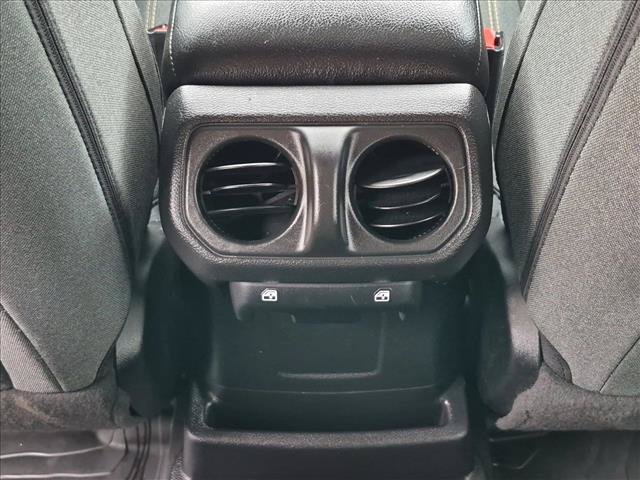 Used 2024 Jeep Wrangler Unlimited AWD/4WD image 16