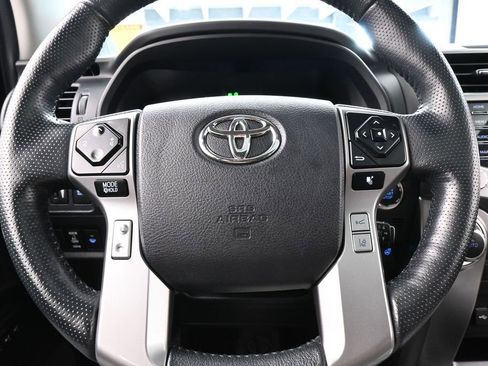 Used 2024 Toyota 4Runner Limited AWD/4WD image 30