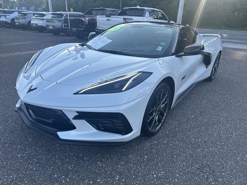 Used 2023 Chevrolet Corvette Stingray Premium Conv w/ Z51 Performance Package RWD image 12