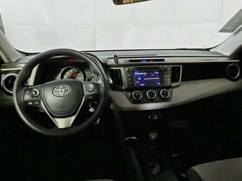 Used 2013 Toyota RAV4 LE FWD image 30