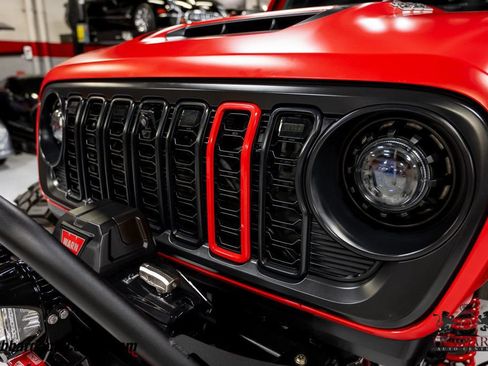 Used 2024 Jeep Wrangler Unlimited Rubicon 392 AWD/4WD image 15