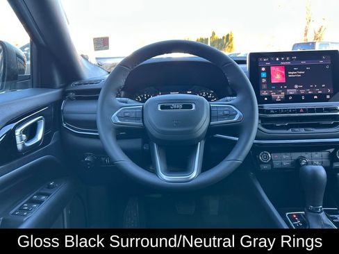 New 2026 Jeep Compass Latitude image 16