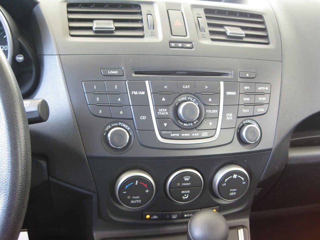 Used 2015 MAZDA MAZDA5 Sport FWD image 17