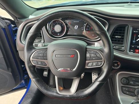Used 2020 Dodge Challenger R/T Scat Pack RWD image 18