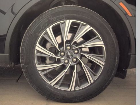 Used 2025 Lincoln Aviator 2WD image 10