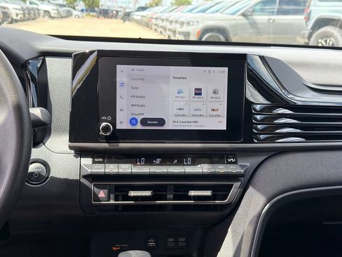 Used 2025 Toyota Camry LE FWD image 20