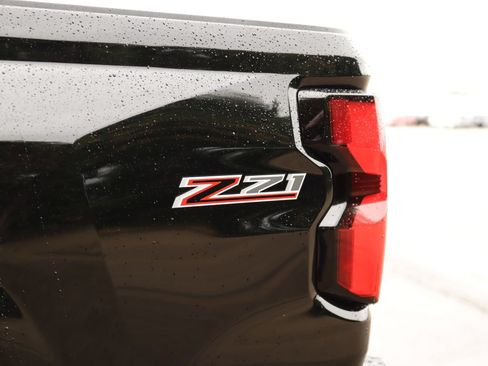Used 2024 Chevrolet Colorado Z71 w/ Advanced Trailering Package AWD/4WD image 36