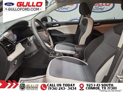 Used 2025 Volkswagen Taos S w/ Taos MDO Package image 29